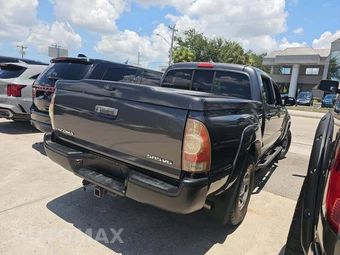 2014 Toyota Tacoma PreRunner Crew Cab Medium Bed – miniatura 3