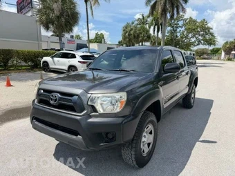 2014 Toyota Tacoma PreRunner Crew Cab Medium Bed - miniatura 2