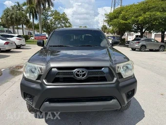 2014 Toyota Tacoma PreRunner Crew Cab Medium Bed - miniatura 3