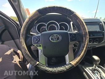 2014 Toyota Tacoma PreRunner Crew Cab Medium Bed – miniatura 10