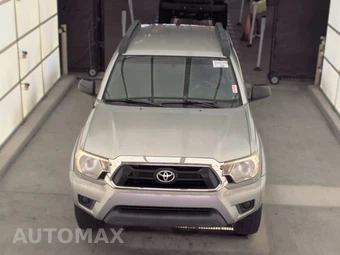 2014 Toyota Tacoma PreRunner Crew Cab Medium Bed – miniatura 2