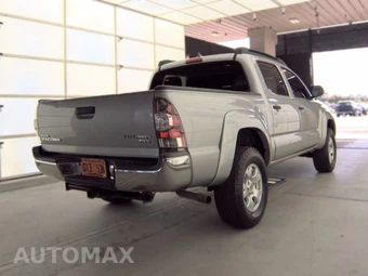 2014 Toyota Tacoma PreRunner Crew Cab Medium Bed – miniatura 4