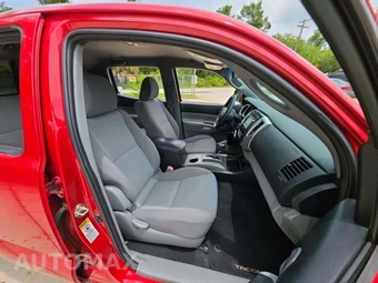 2014 Toyota Tacoma PreRunner Crew Cab Medium Bed - miniatura 18