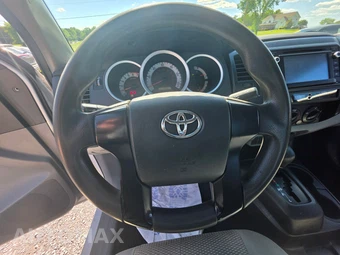 2014 Toyota Tacoma Regular Cab Medium Bed - miniatura 8