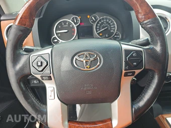 2014 Toyota Tundra 1794 Edition Crew Cab Short Bed - miniatura 13