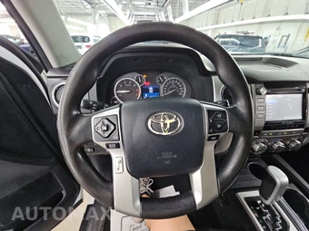 2014 Toyota Tundra SR5 Crew Cab Short Bed - miniatura 10