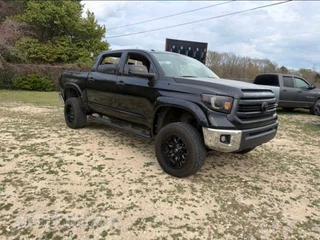 2014 Toyota Tundra SR5 Crew Cab Short Bed - miniatura 3