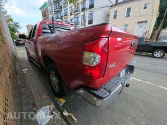 2014 Toyota Tundra SR5 Extended Cab Medium Bed - miniatura 2