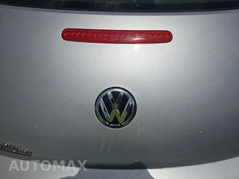 2014 Volkswagen Beetle 2.5L Entry Hatchback - miniatura 16