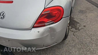 2014 Volkswagen Beetle 2.5L Entry Hatchback - miniatura 32