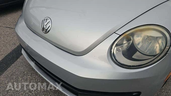 2014 Volkswagen Beetle 2.5L Entry Hatchback - miniatura 37
