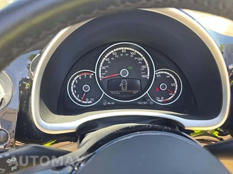 2014 Volkswagen Beetle Convertible 1.8T w/Technology - miniatura 9