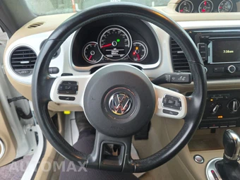 2014 Volkswagen Beetle Convertible TDI w/Sound & Navigation - miniatura 10