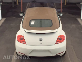 2014 Volkswagen Beetle Convertible TDI w/Sound & Navigation - miniatura 5