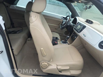 2014 Volkswagen Beetle Convertible TDI w/Sound & Navigation - miniatura 8