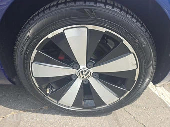 2014 Volkswagen Beetle R-Line Hatchback w/Sunroof & Sound - miniatura 23