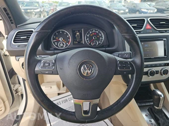 2014 Volkswagen Eos Executive – miniatura 10