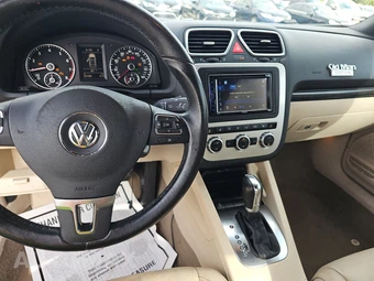 2014 Volkswagen Eos Executive – miniatura 11