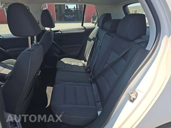 2014 Volkswagen Golf 2.5L - miniatura 10