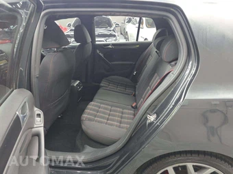 2014 Volkswagen GTI Wolfsburg Edition - miniatura 13