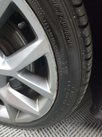 2014 Volkswagen GTI Wolfsburg Edition - miniatura 23