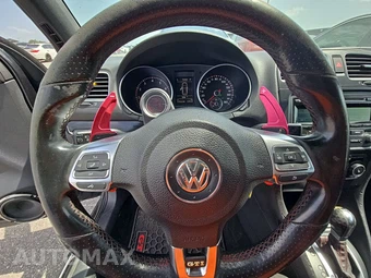 2014 Volkswagen GTI Wolfsburg Edition – miniatura 10