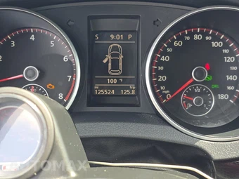 2014 Volkswagen GTI Wolfsburg Edition – miniatura 12