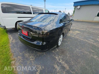 2014 Volkswagen Jetta GLI Edition 30 Sedan w/Navigation - miniatura 3