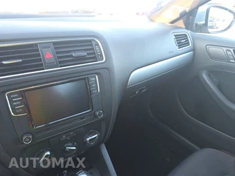 2014 Volkswagen Jetta GLI Sedan - miniatura 11