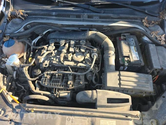 2014 Volkswagen Jetta GLI Sedan - miniatura 15