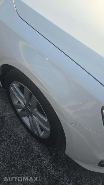 2014 Volkswagen Jetta GLI Sedan - miniatura 18