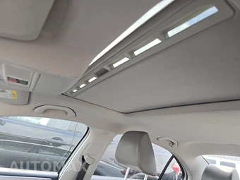 2014 Volkswagen Jetta Hybrid SEL Premium Sedan - miniatura 19