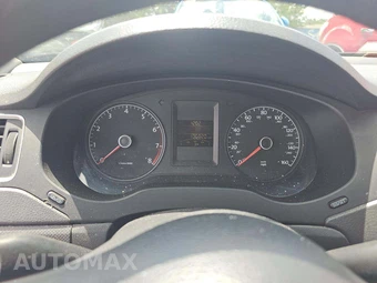 2014 Volkswagen Jetta S Sedan – miniatura 9