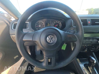 2014 Volkswagen Jetta SE Sedan – miniatura 10