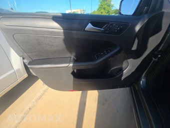 2014 Volkswagen Jetta SE Sedan – miniatura 9