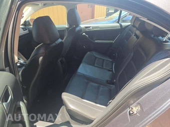 2014 Volkswagen Jetta SE Sedan – miniatura 13