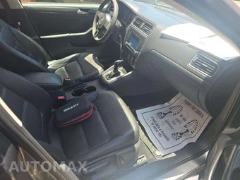 2014 Volkswagen Jetta SE Sedan – miniatura 18