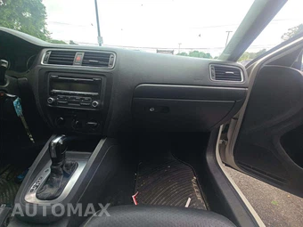 2014 Volkswagen Jetta SE Sedan - miniatura 19