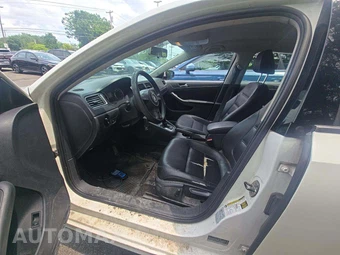 2014 Volkswagen Jetta SE Sedan - miniatura 6