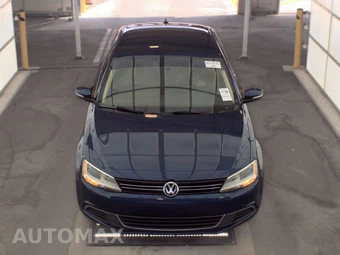 2014 Volkswagen Jetta SE Sedan - miniatura 2