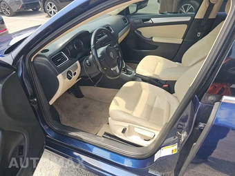 2014 Volkswagen Jetta SE Sedan - miniatura 7