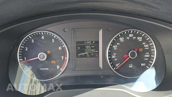 2014 Volkswagen Jetta SE Sedan – miniatura 25