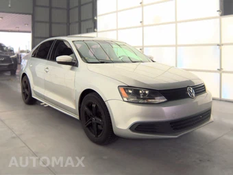 2014 Volkswagen Jetta SE Sedan – miniatura 3