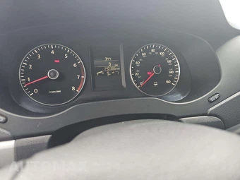 2014 Volkswagen Jetta SE Sedan w/Connectivity - miniatura 9
