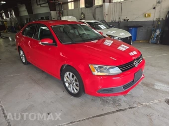 2014 Volkswagen Jetta SE Sedan w/Connectivity — samochód z USA z aukcji Manheim, oferta Kup Teraz w AUTOMAX