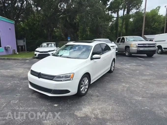 2014 Volkswagen Jetta SE Sedan w/Connectivity & Sunroof
