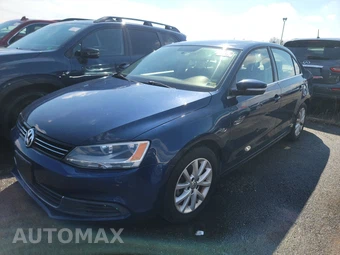 2014 Volkswagen Jetta SE Sedan w/Connectivity & Sunroof