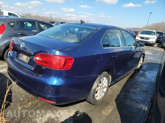 2014 Volkswagen Jetta SE Sedan w/Connectivity & Sunroof - miniatura 4