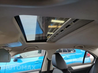 2014 Volkswagen Jetta SE Sedan w/Connectivity & Sunroof - miniatura 17