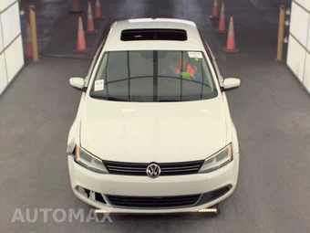 2014 Volkswagen Jetta SE Sedan w/Connectivity & Sunroof - miniatura 2